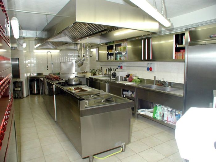 Equipment for hotels and restaurants