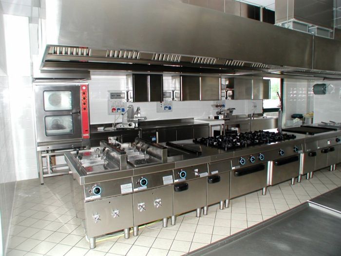 Equipment for hotels and restaurants