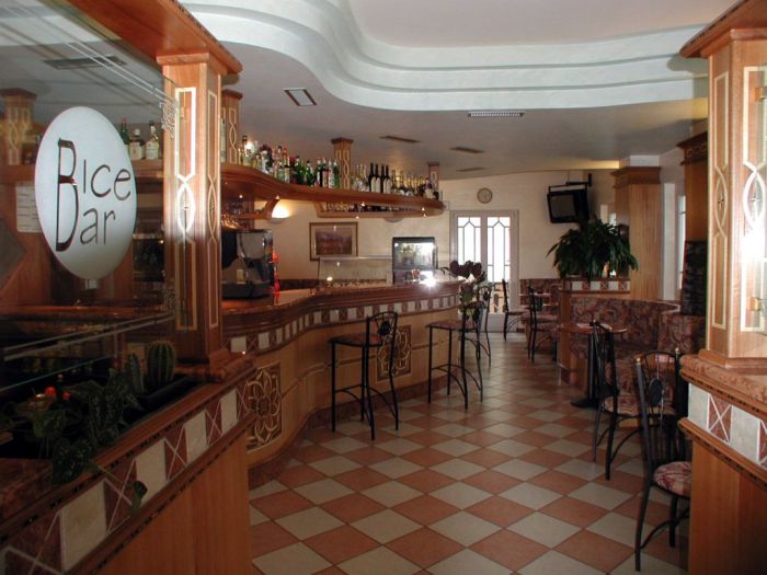 Bars and cafés