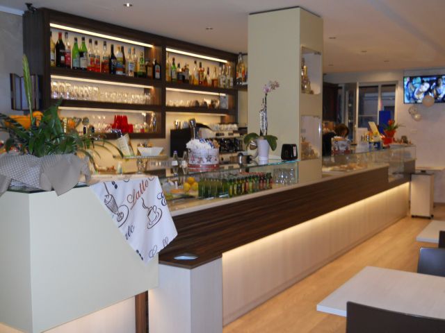 Bars and cafés