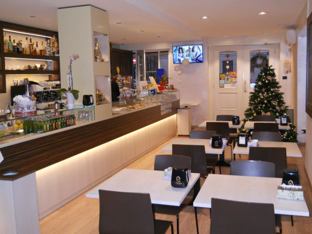 Bars and cafés