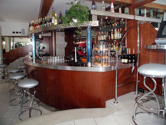 Bars and cafés