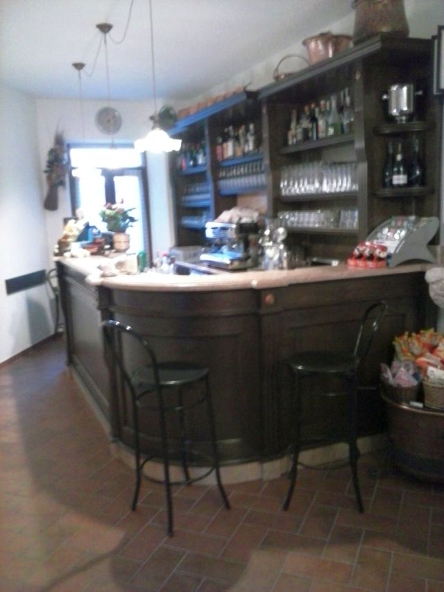 Bars and cafés
