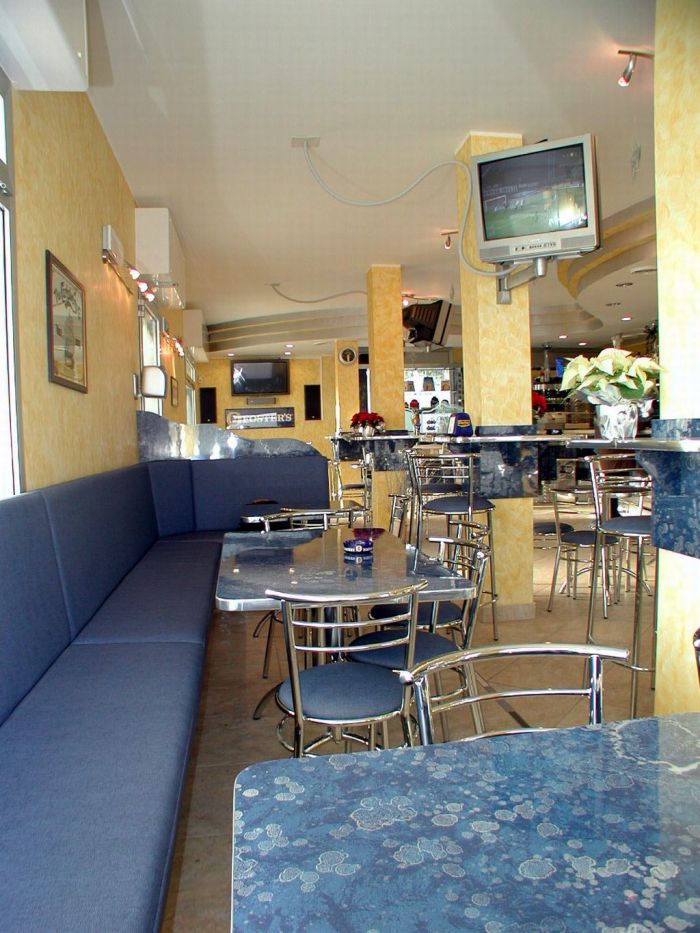 Bars and cafés