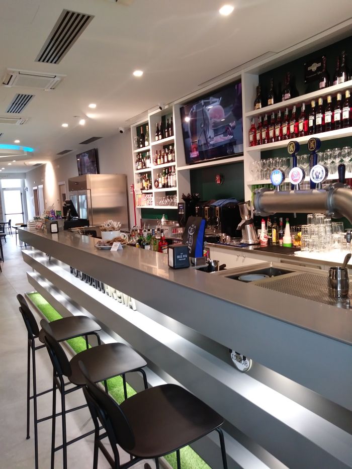 Bars and cafés