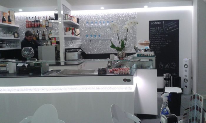 Bars and cafés
