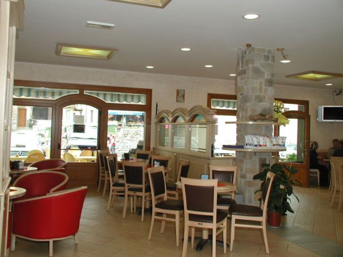 Bars and cafés