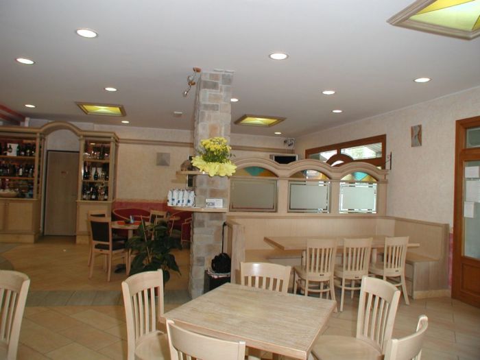 Bars and cafés