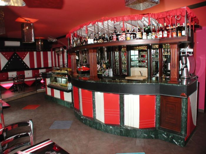 Bars and cafés