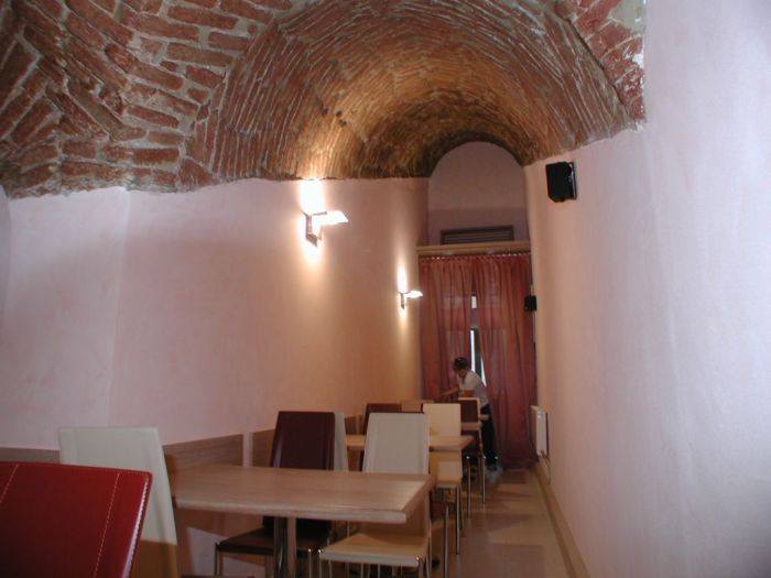 Bars and cafés