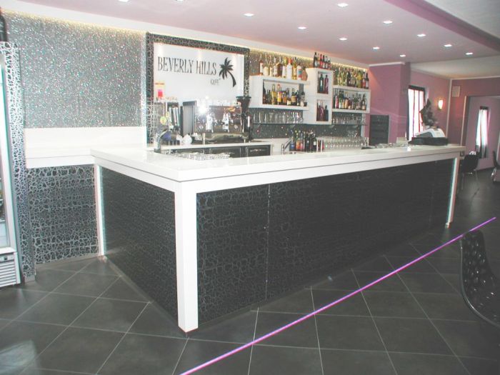 Bars and cafés
