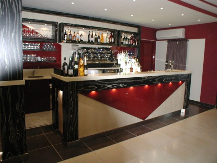 Bars and cafés