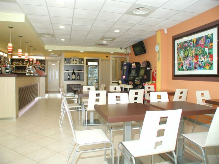 Bars and cafés
