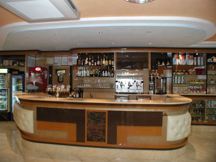Bars and cafés