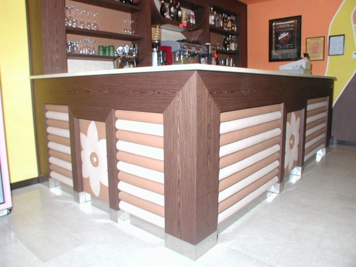 Bars and cafés