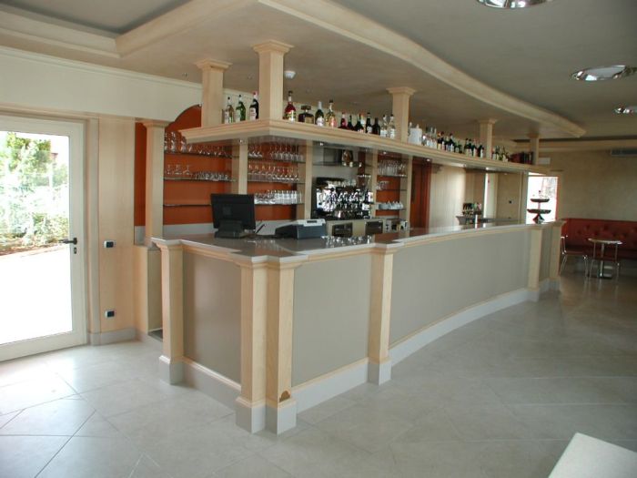 Bars and cafés