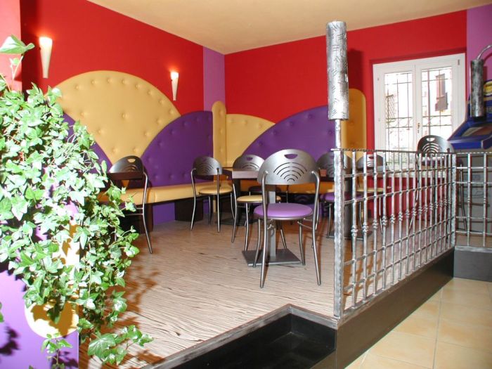 Bars and cafés