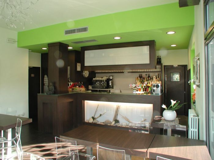 Bars and cafés