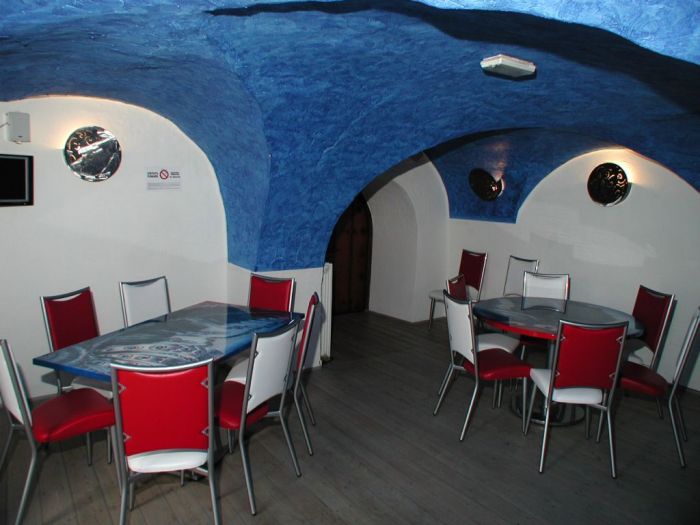 Bars and cafés