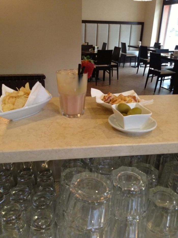Bars and cafés