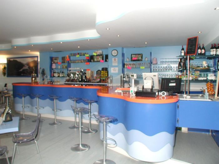 Bars and cafés
