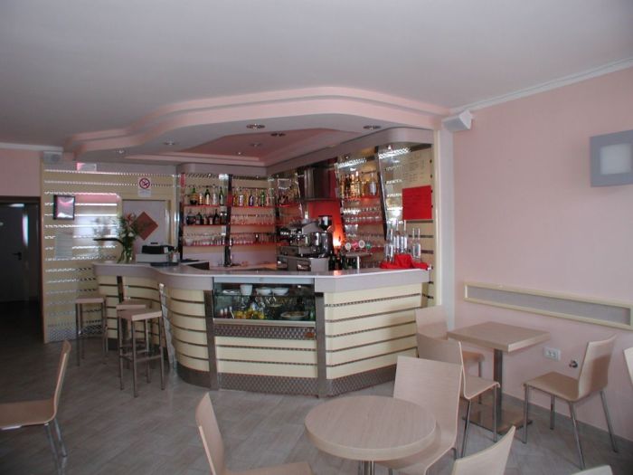 Bars and cafés