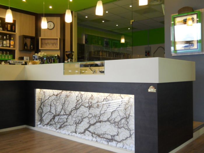 Ice cream and pastry shops