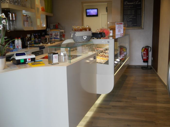 Ice cream and pastry shops