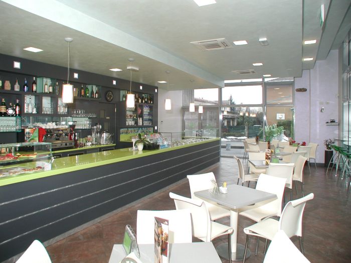 Ice cream and pastry shops