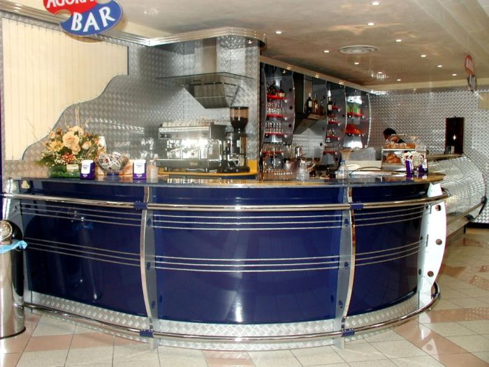 Ice cream and pastry shops
