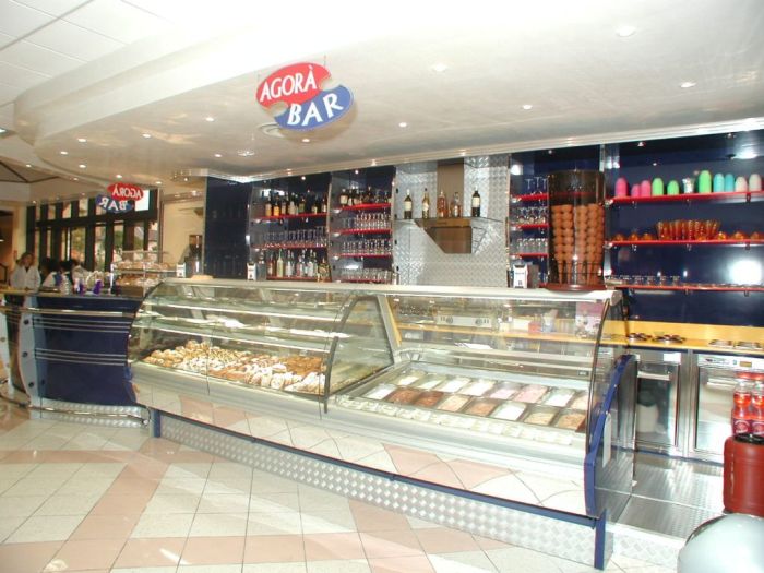 Ice cream and pastry shops