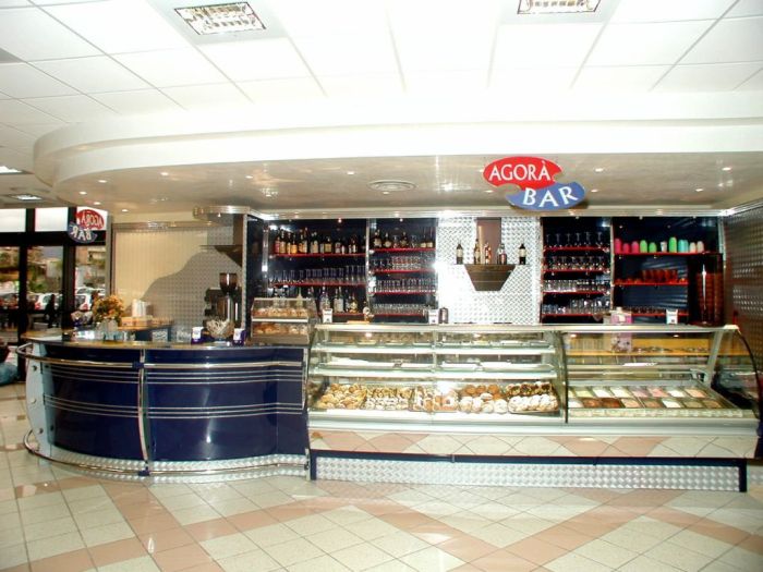 Ice cream and pastry shops