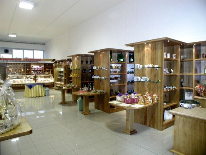 Butchers and delicatessens