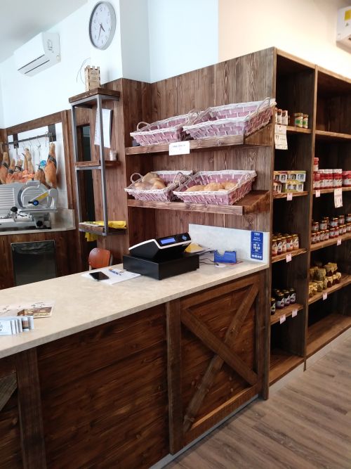 Butchers and delicatessens