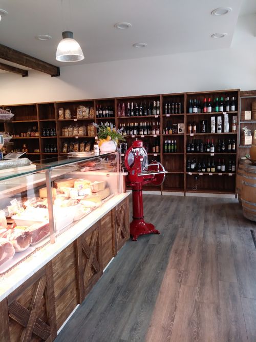 Butchers and delicatessens