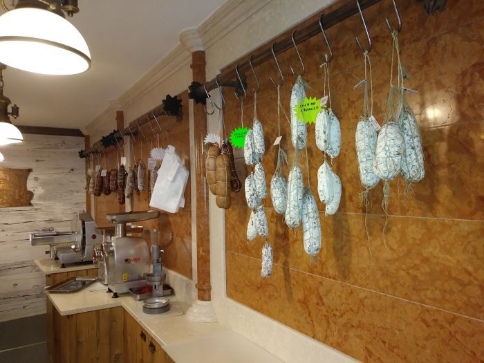 Butchers and delicatessens