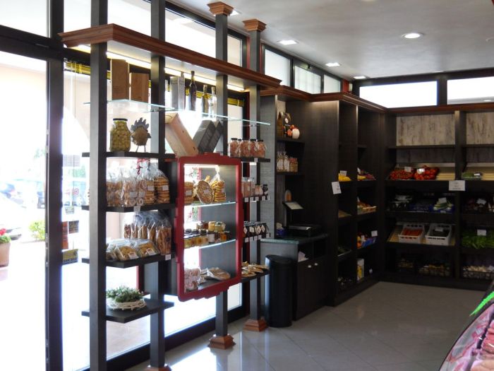 Butchers and delicatessens