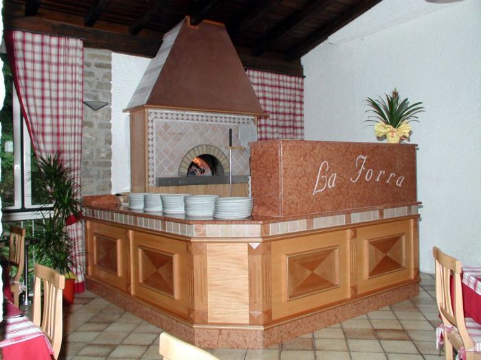 Take-away pizzerias