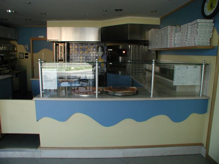 Take-away pizzerias