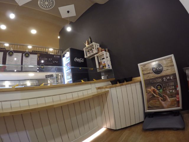 Take-away pizzerias