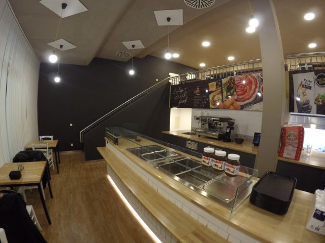 Take-away pizzerias